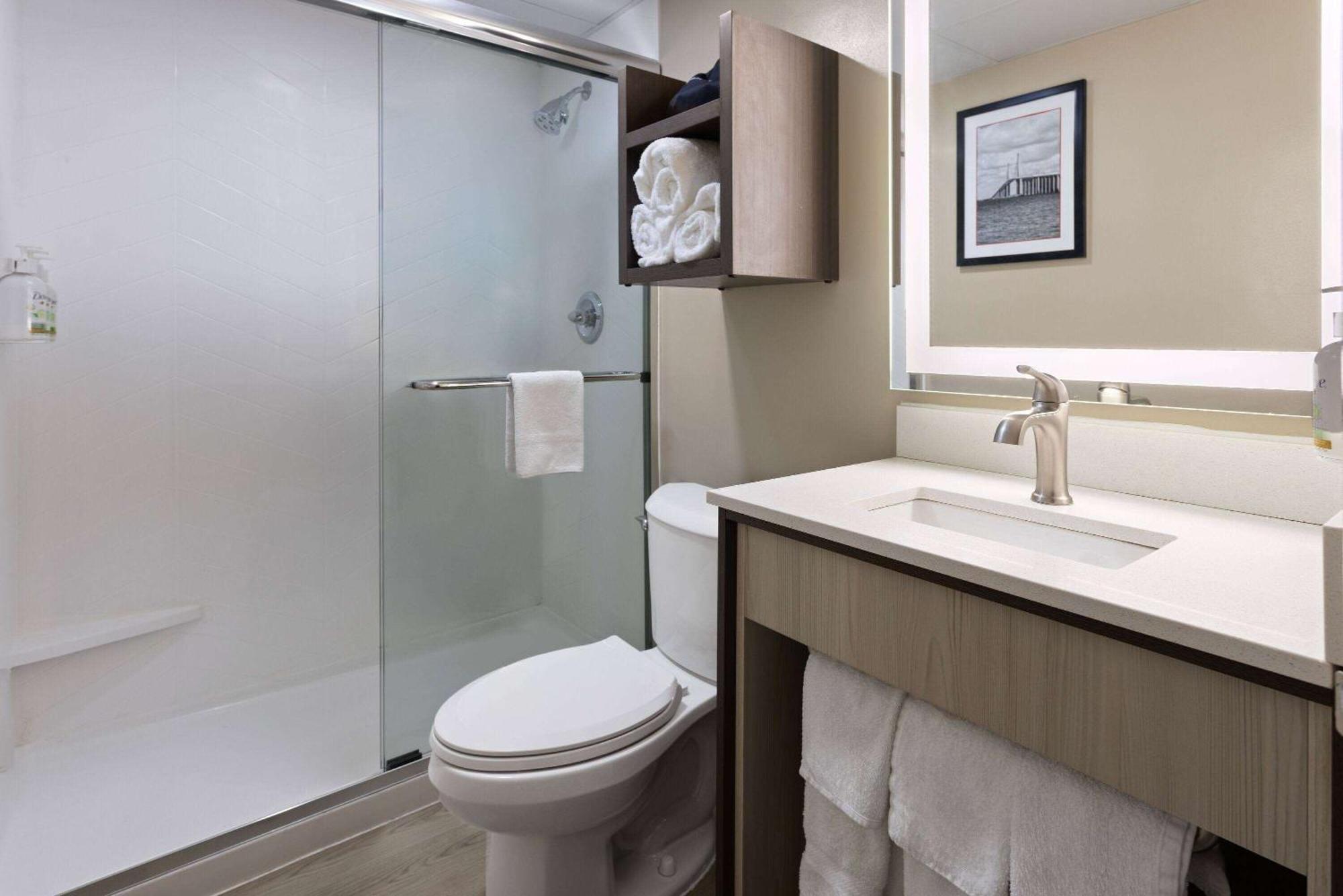 Ramada By Wyndham Parsippany Hotell Exteriör bild