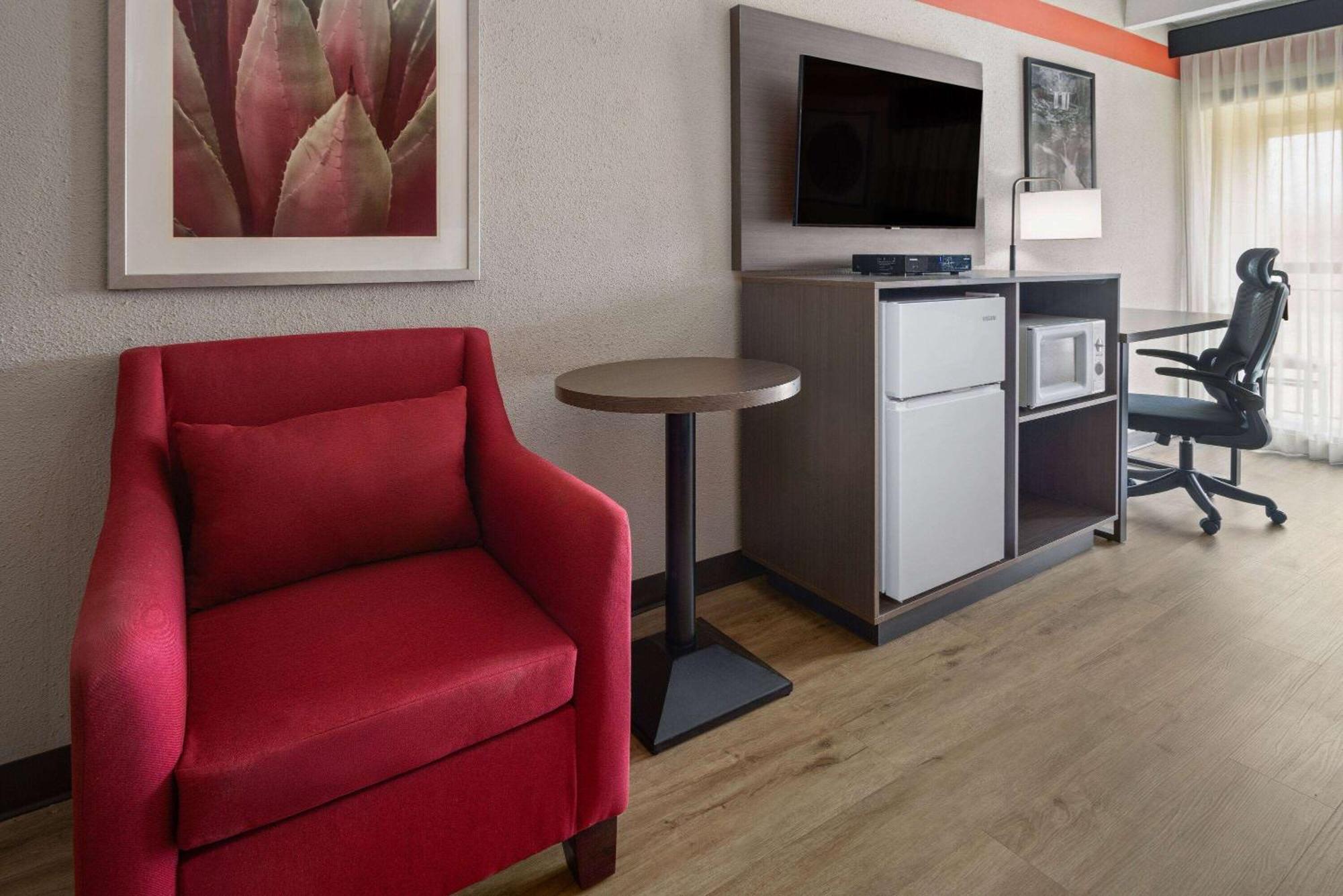 Ramada By Wyndham Parsippany Hotell Exteriör bild
